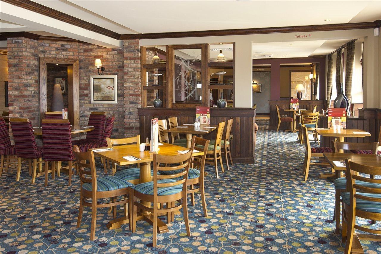 Premier Inn Bicester Ngoại thất bức ảnh