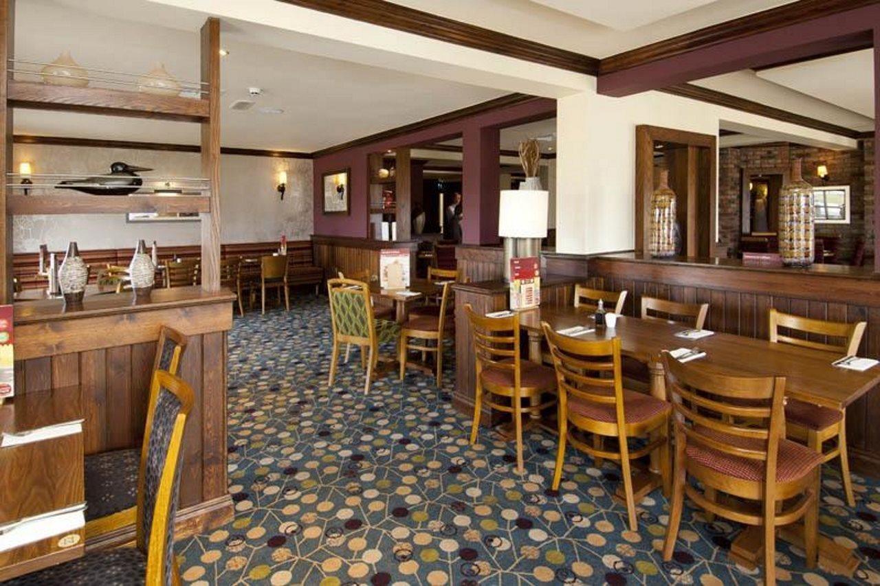 Premier Inn Bicester Ngoại thất bức ảnh