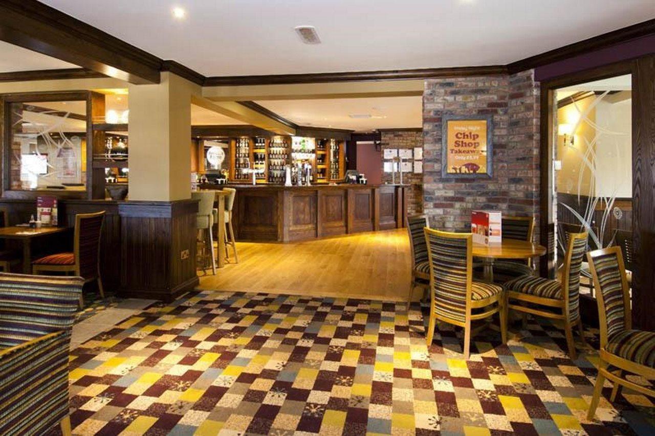 Premier Inn Bicester Ngoại thất bức ảnh