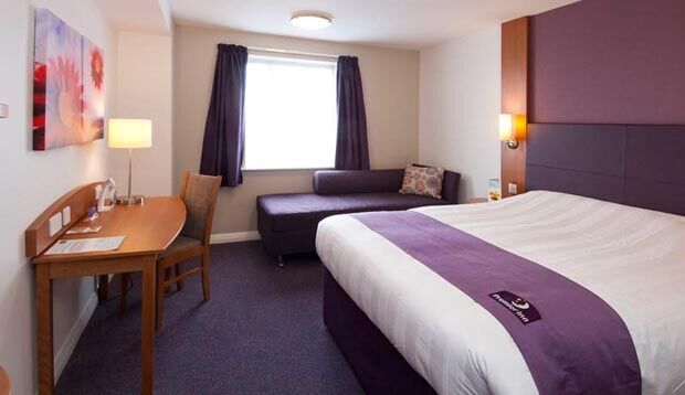 Premier Inn Bicester Ngoại thất bức ảnh